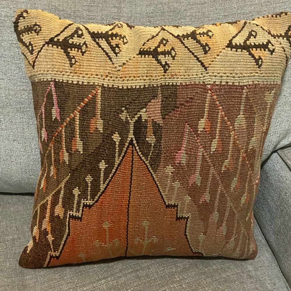 Kilim pillow 18x18